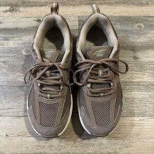 Avia Men’s 5000 Performance Sneakers Brown